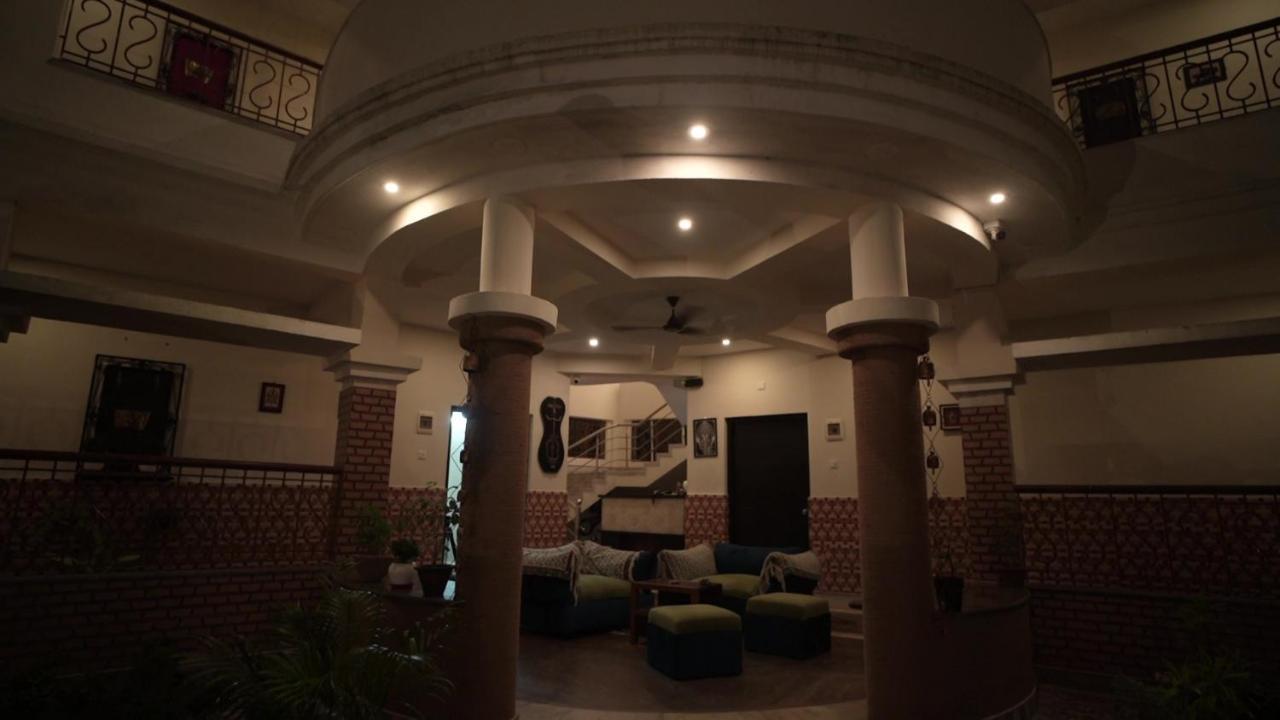 Hotel Kolam Shanti Niketan Ngoại thất bức ảnh